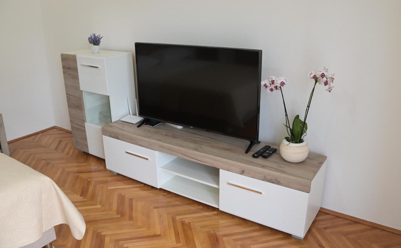 Apartman Simovic トレビニエ エクステリア 写真